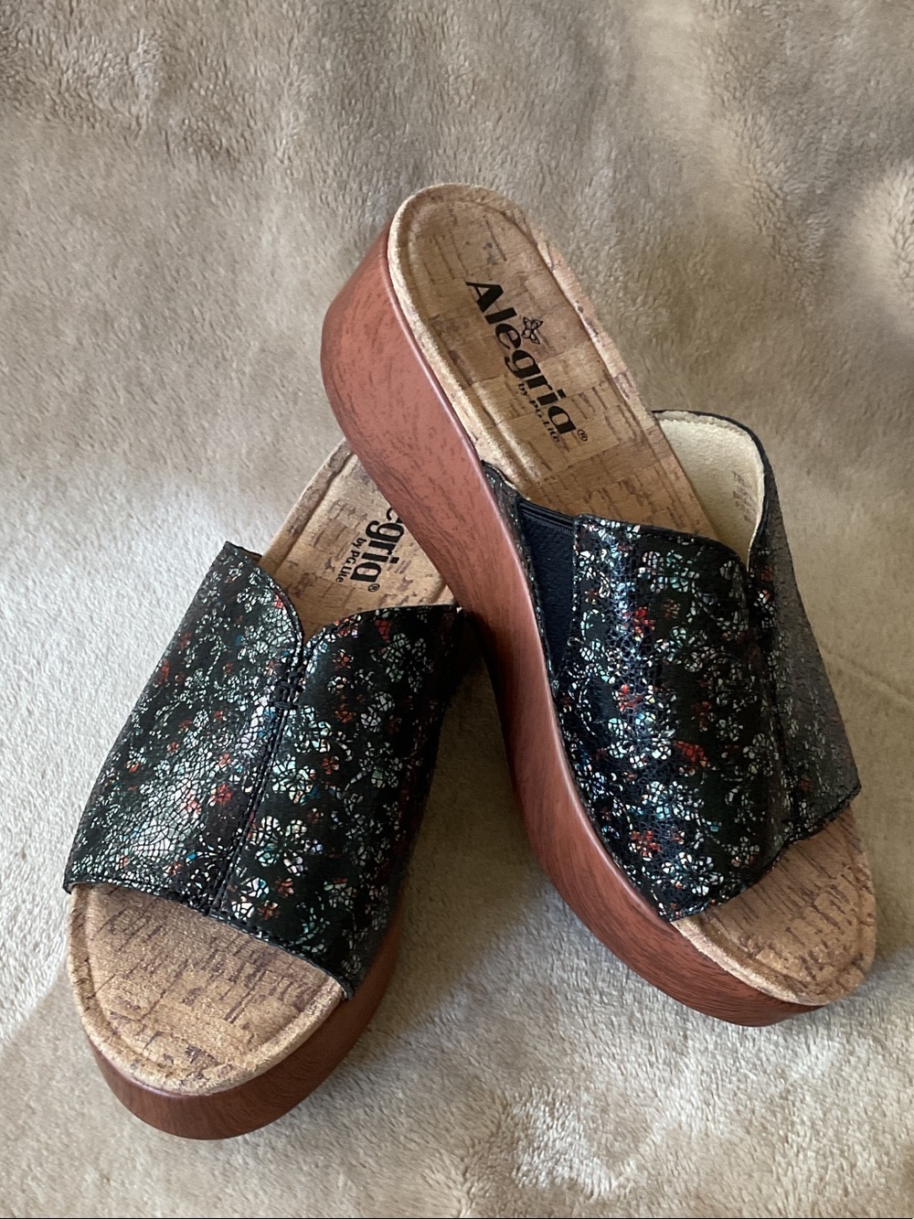 Alegria Black Floral Platform Clog Sandals Size 38